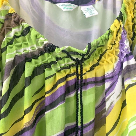 Laura Ashley Colorful Flowy Top Blouse Size 3X Womens Yellow Green Purple - Picture 2 of 12